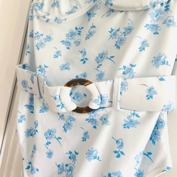 Faithfull The Brand Size XS / 6 Amalfi One Piece Rocha Floral BNWT RRP $189 - Picture 4 of 9